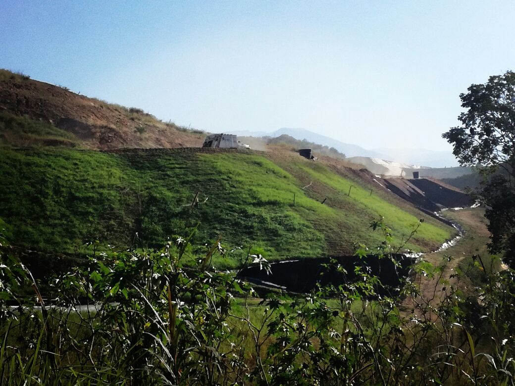 Conozca las actividades ambientales que se realizan en “El Carrasco” para la clausura de celdas.